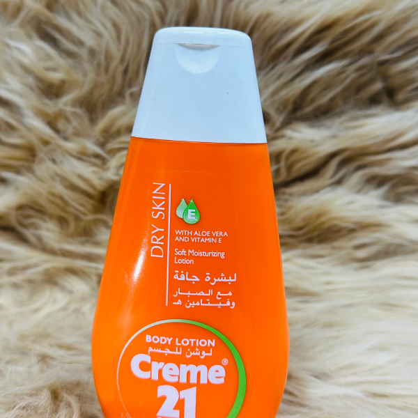 Creme 21 Soft Moisturizing Lotion (Dry Skin)